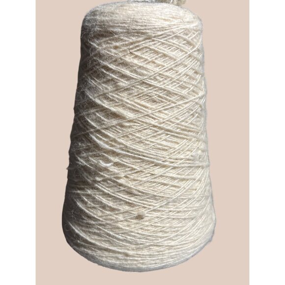 Lace Weight Tweed Yarn Cone 254g .21 g / yd - Picture 1 of 2